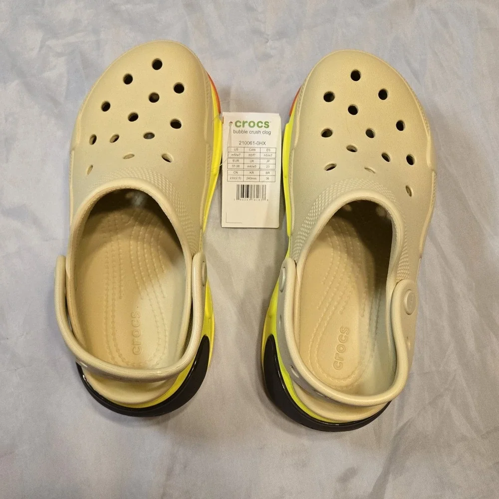 New CROCS Bubble Crush Clog 210061 Sesame UNISEX Size Mens 5 Womens 7 Hamburger‎